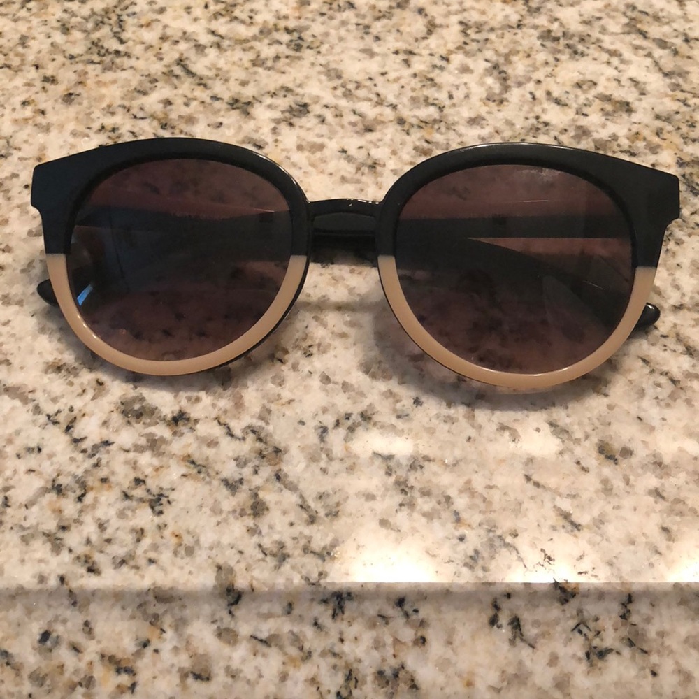Authentic Tory Burch Panama Sunglasses